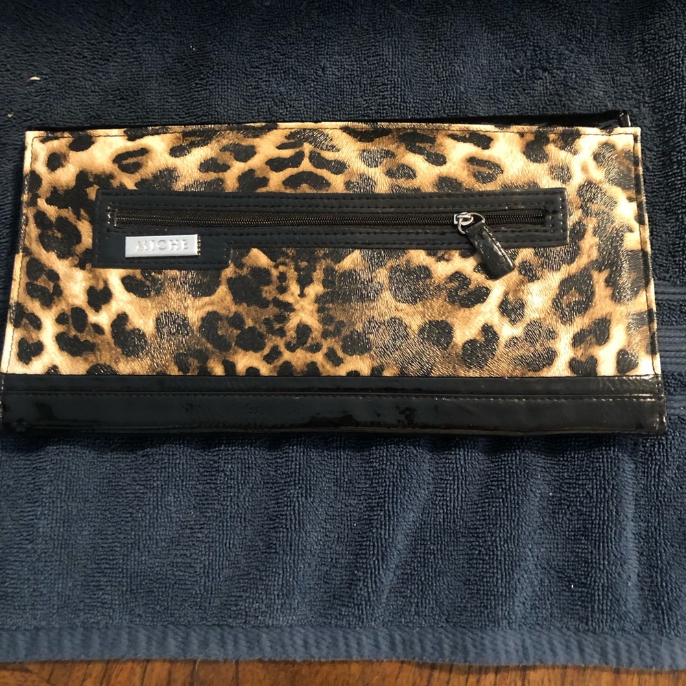 Miche Leopard Print Envelope Shell - image 1